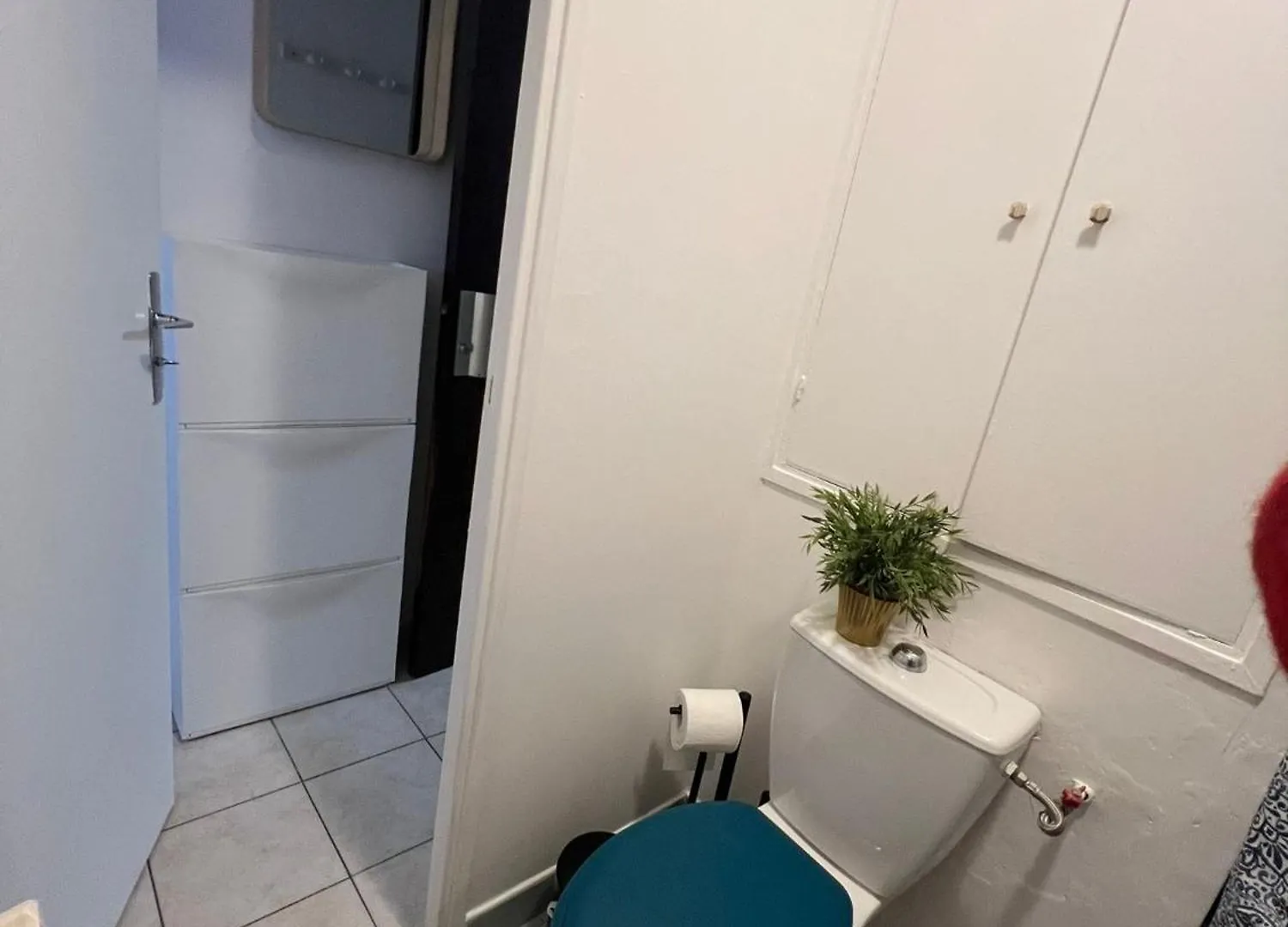 Studio Equipe Paris 20E 0*,